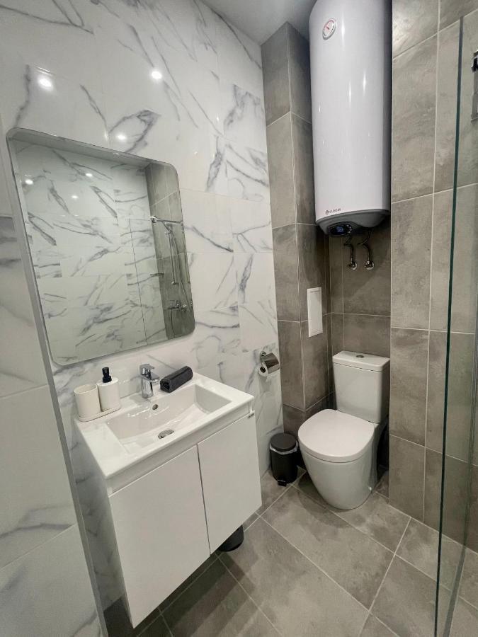 Vanquish Central Apartment Varna Ngoại thất bức ảnh