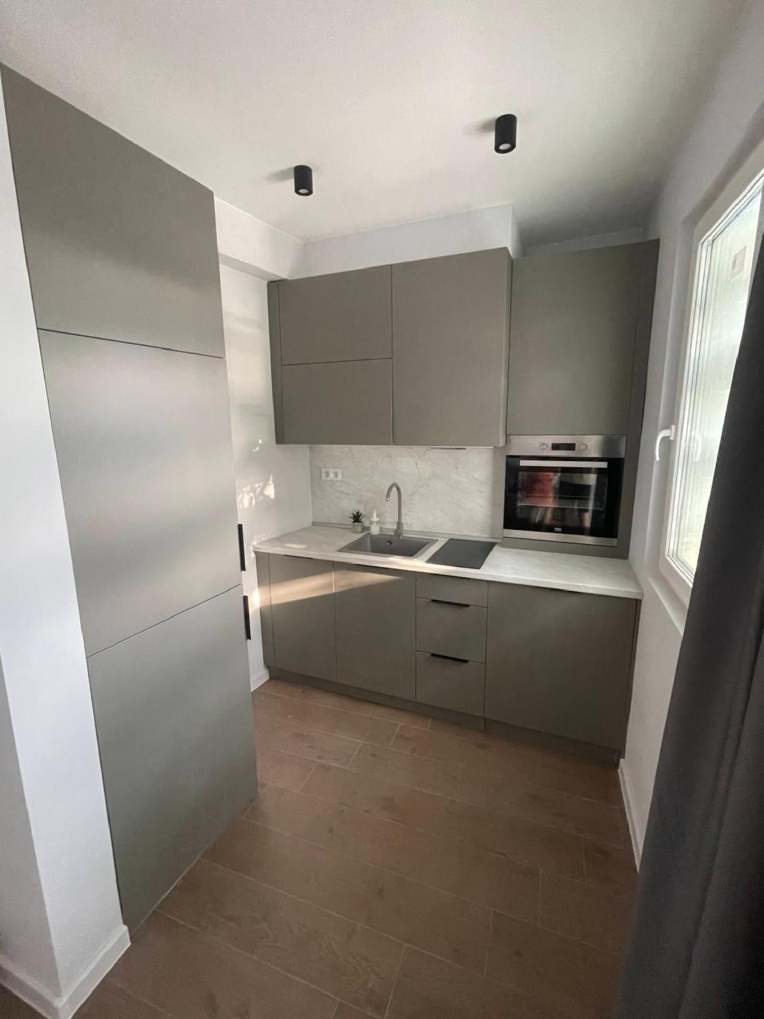 Vanquish Central Apartment Varna Ngoại thất bức ảnh