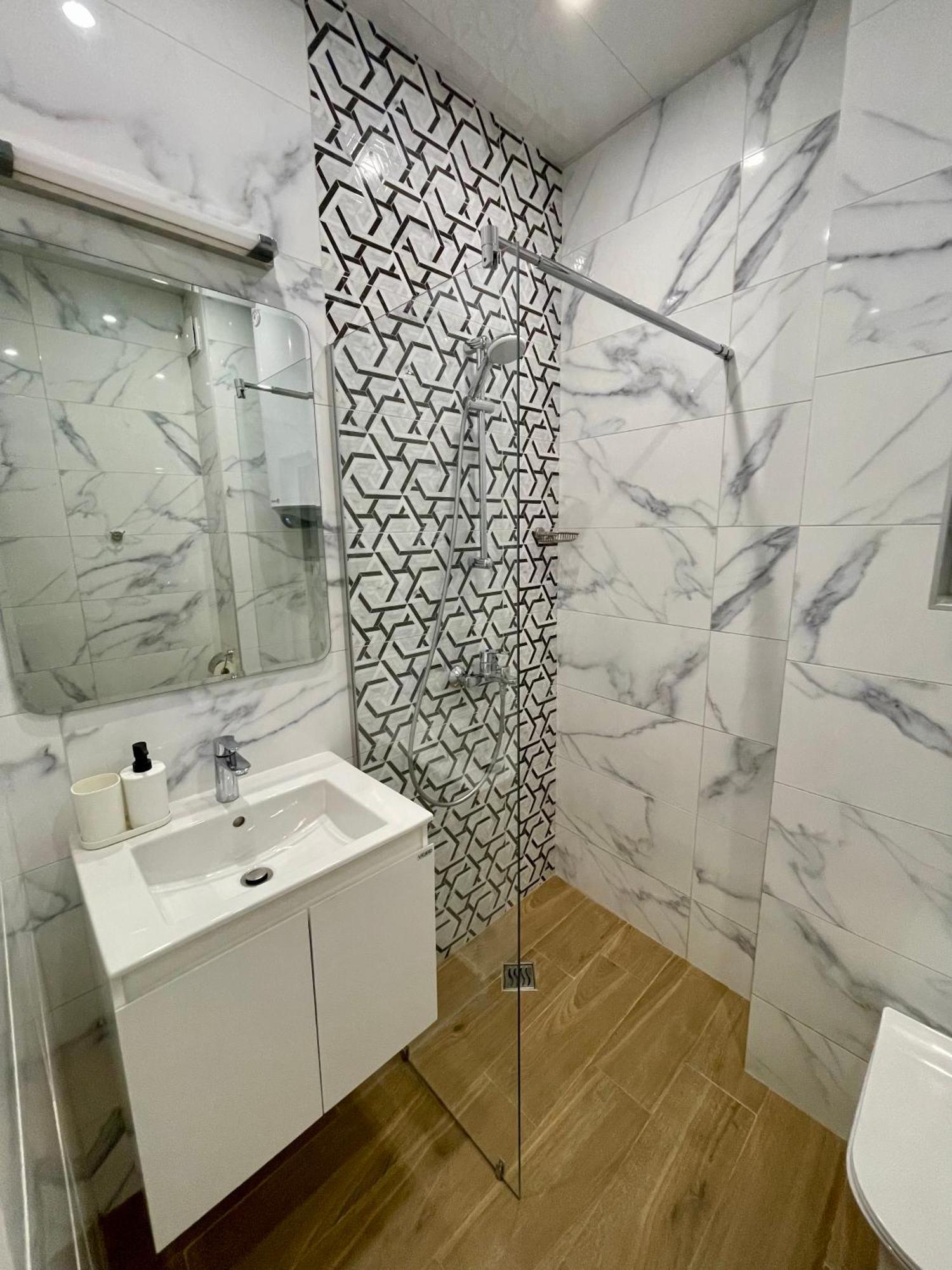 Vanquish Central Apartment Varna Ngoại thất bức ảnh