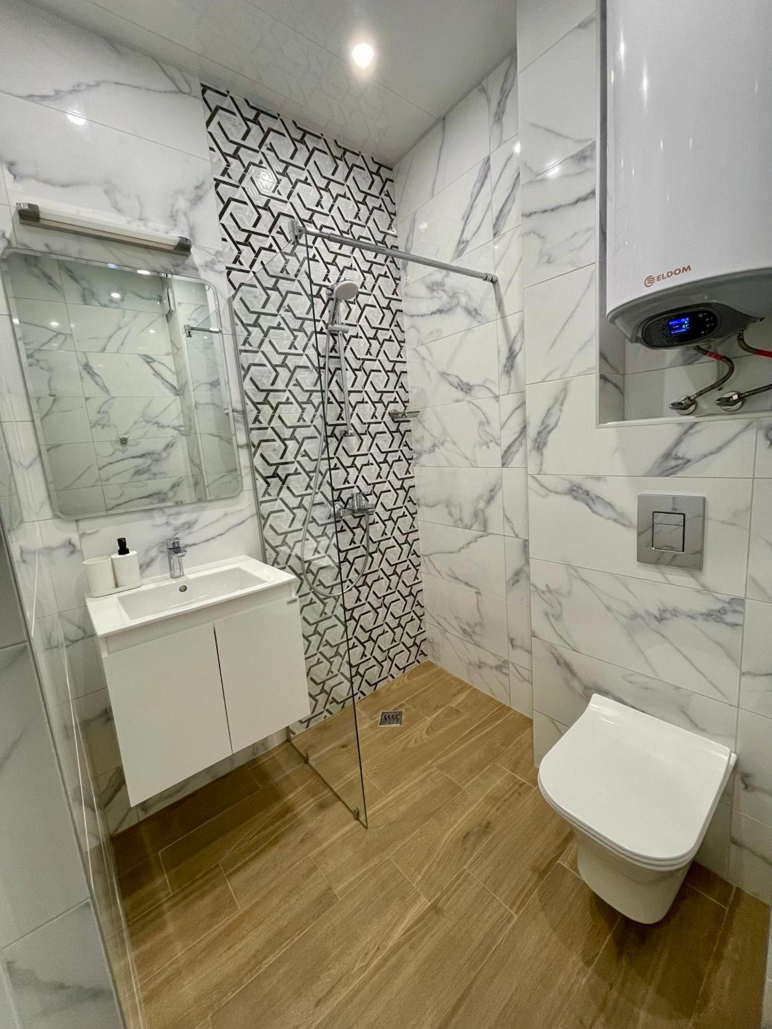 Vanquish Central Apartment Varna Ngoại thất bức ảnh